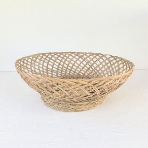 VINTAGE | Natural Woven Rattan Decorative Fruit Basket 13"